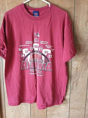 University of Alabama Legends Football T-Shirt Size L Red NCAA Roll Tide